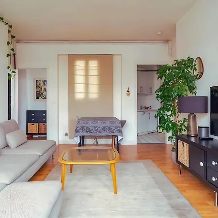 2 Pieces Proche Palais Des Congres *