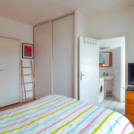 Apartment 2 Pieces Proche Palais Des Congres Paris