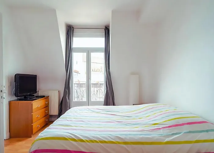 Apartment 2 Pieces Proche Palais Des Congres *