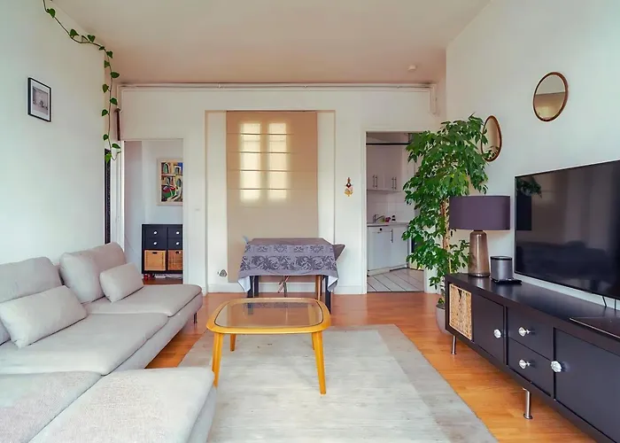 2 Pieces Proche Palais Des Congres *